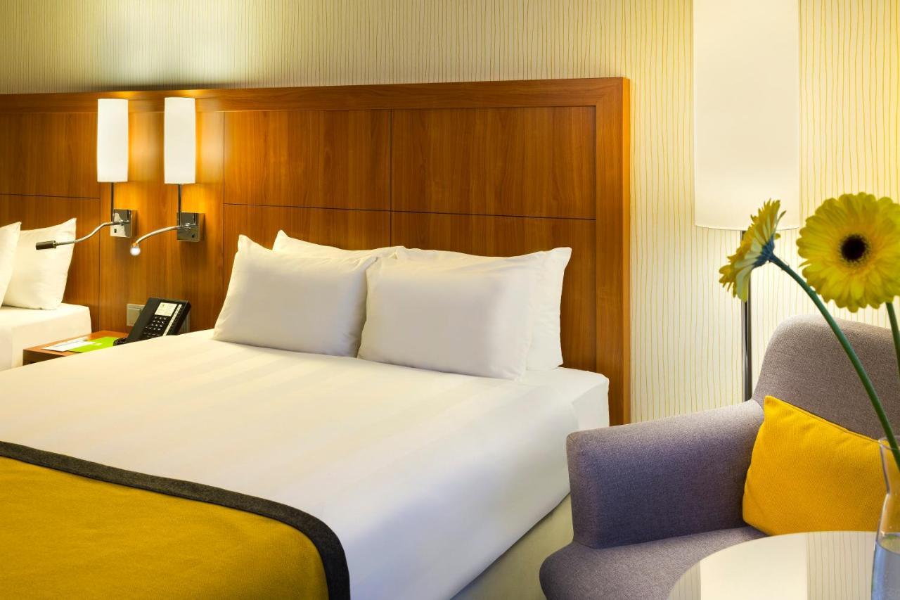 Holiday Inn Ámsterdam Habitación foto
